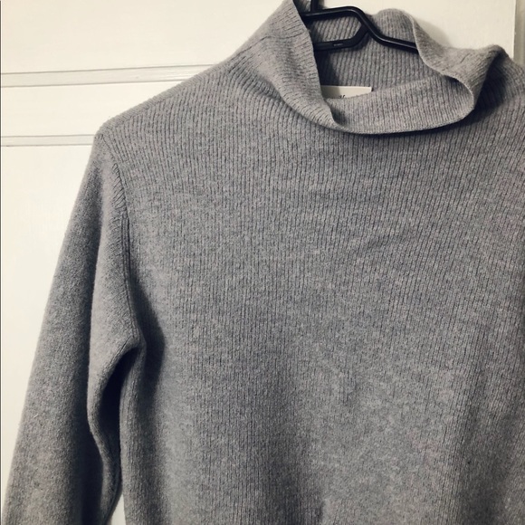 aritzia wool sweater!! - Picture 4 of 4